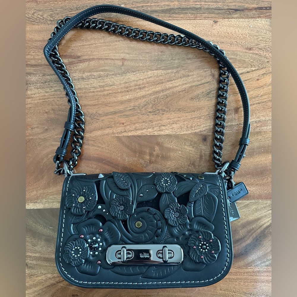 SOLD Coach Swagger Shoulder Bag 20 With Tea Rose Tooling